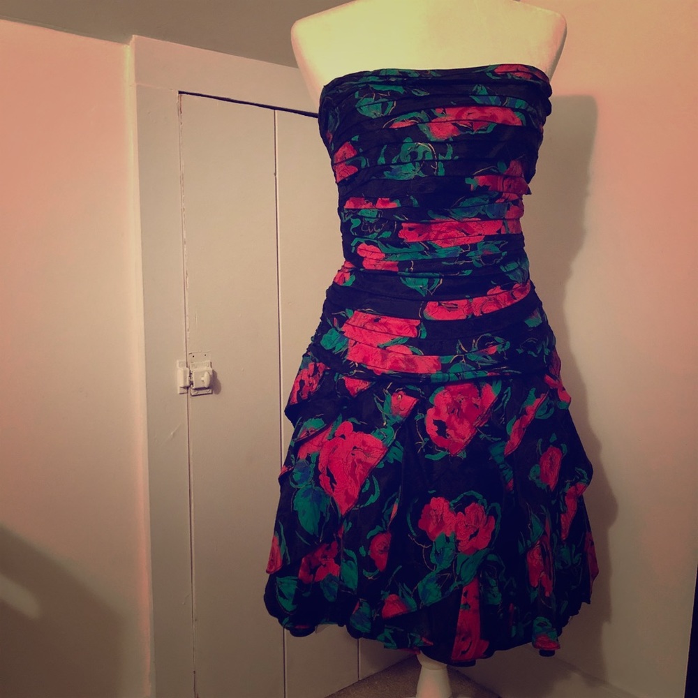 Vintage Tadashi 80’s rose corset dress